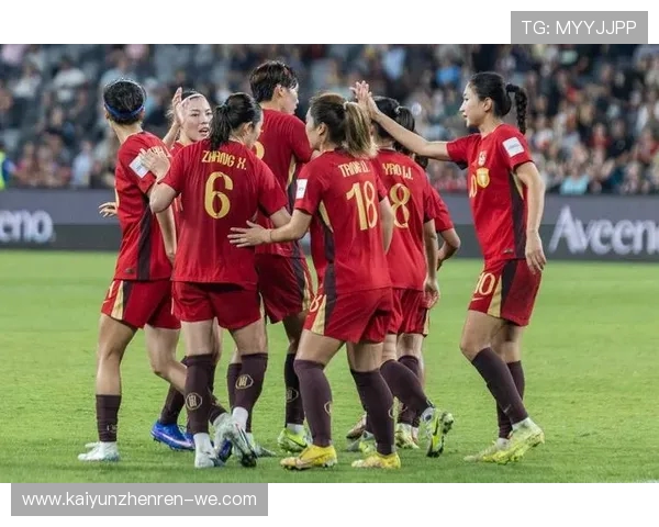 亚洲杯赛场纵览:各国队伍表现与精彩瞬间分析